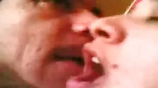 Aš pasuko tašką su varpa.