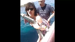Aletta Ocean gets pakliuvom iki A juodas vyras.