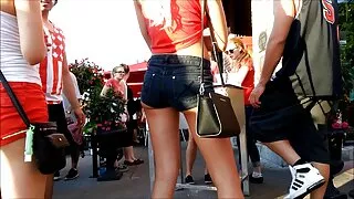 Tamsiai nuluptas merginos įsiskverbė Vila J