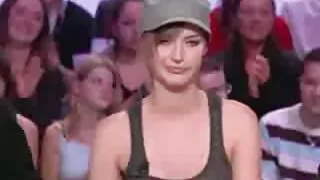 Super aktyvus Didžiuliai Papai video.